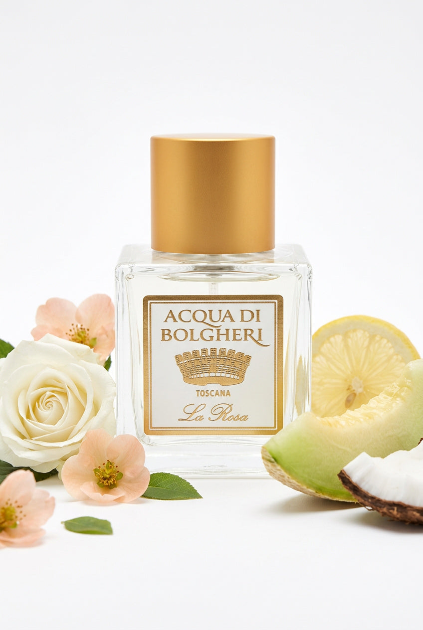 La Rosa Eau de Parfum dam med rosor, persikoblommor och mysk – naturlig parfym